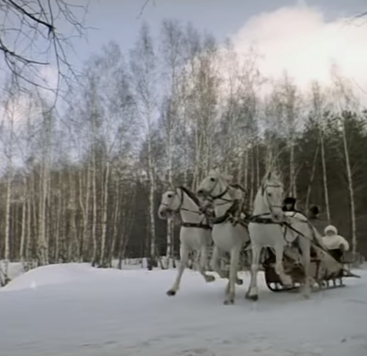 Yevgeny Krylatov - Три белых коня (из к/ф 'Чародеи') piano sheet music
